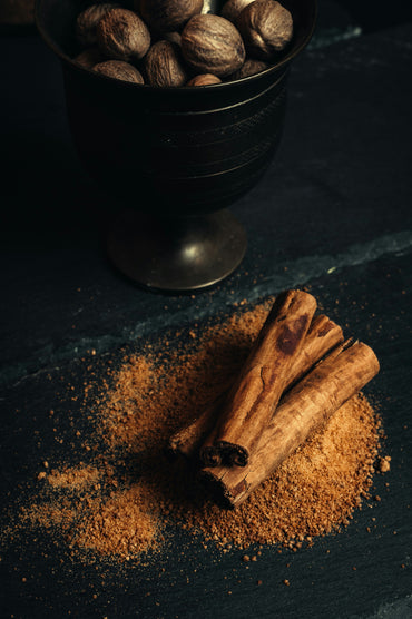 Canela en Rama Ceilán Puerto de Oriente: El Dulce Aroma del Verano