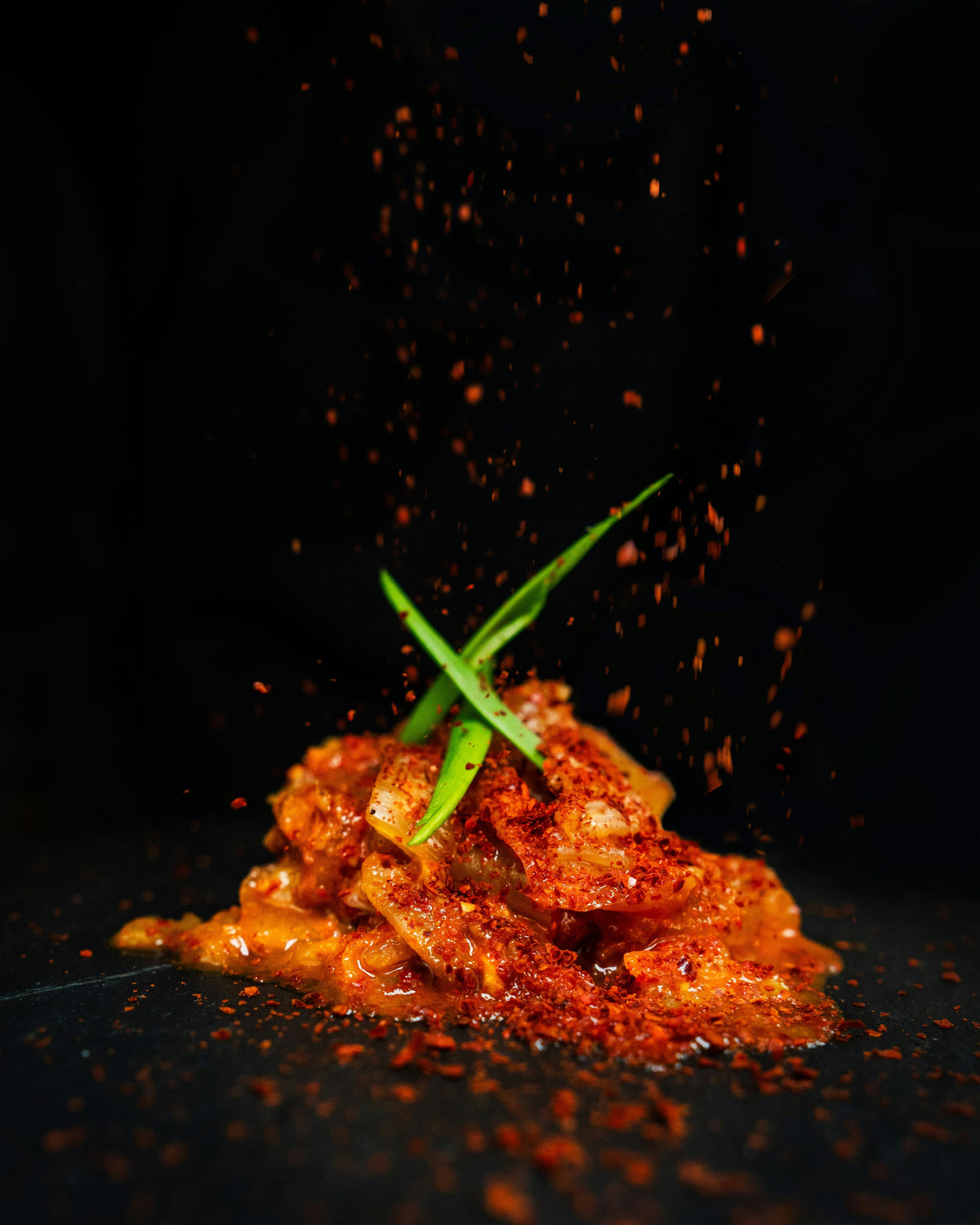 Pollo al Curry Rojo Thai: Viaje Gastronómico con Churney de Mango | Puerto de Oriente